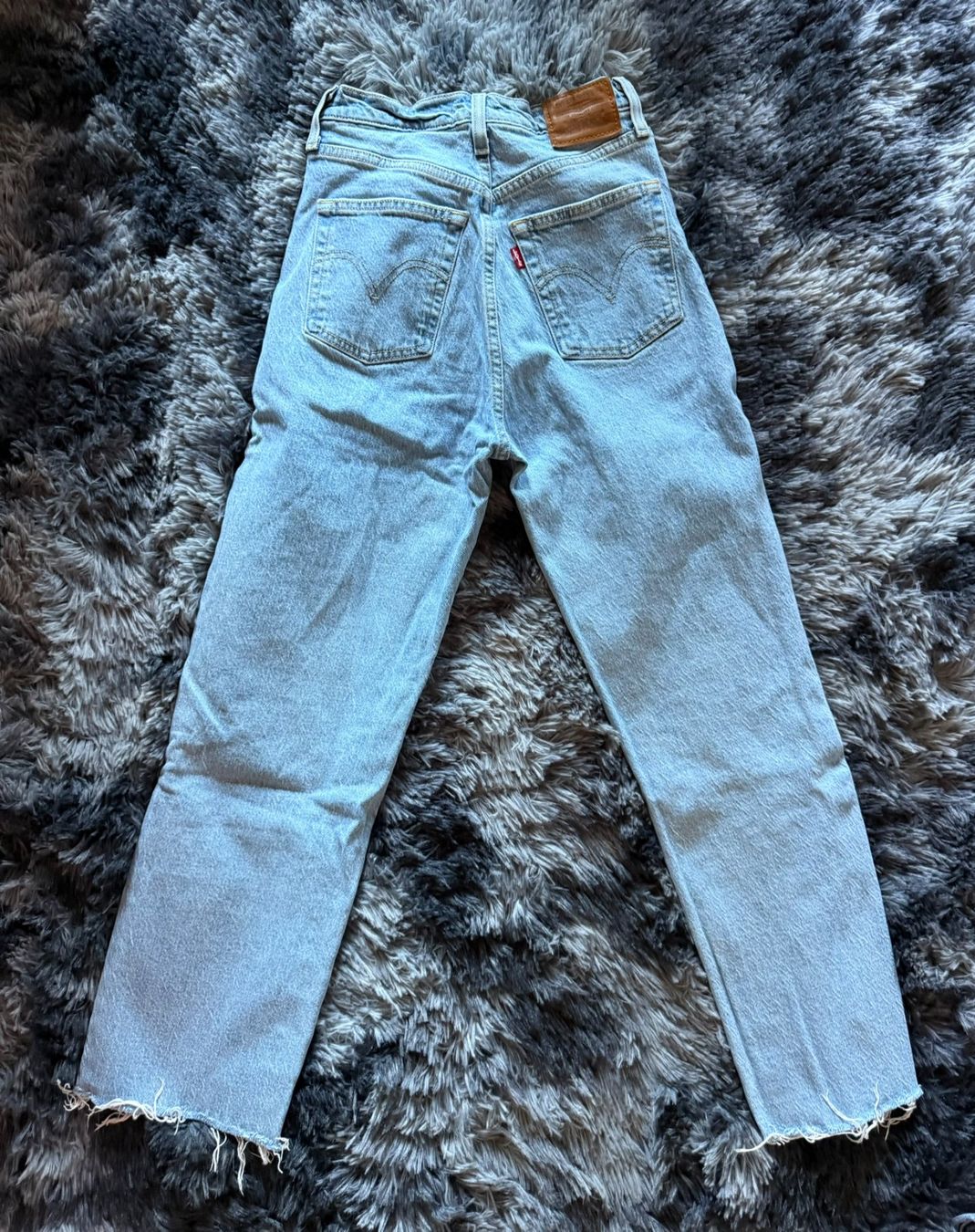 Levi's Jeans: Levi's Ribcage Straight / 26 – Usato da Liebefeld venduto da Ronaldo-1996 1