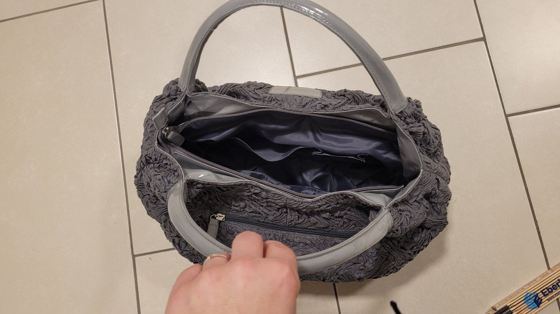 Borse da donna: Handtasche grau Topteam München – Usato da Schaan venduto da car_wrv2 4
