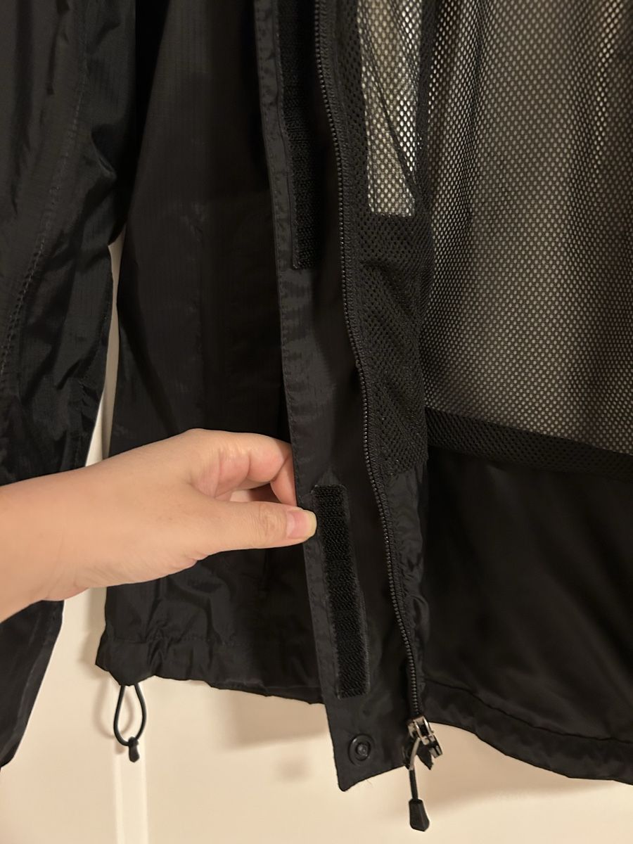 North Face Jacken: The North Face Women's Rain Jacket - Size S - Black 🌧️ (54) – Gebraucht aus Zürich von mai_sxv7 3