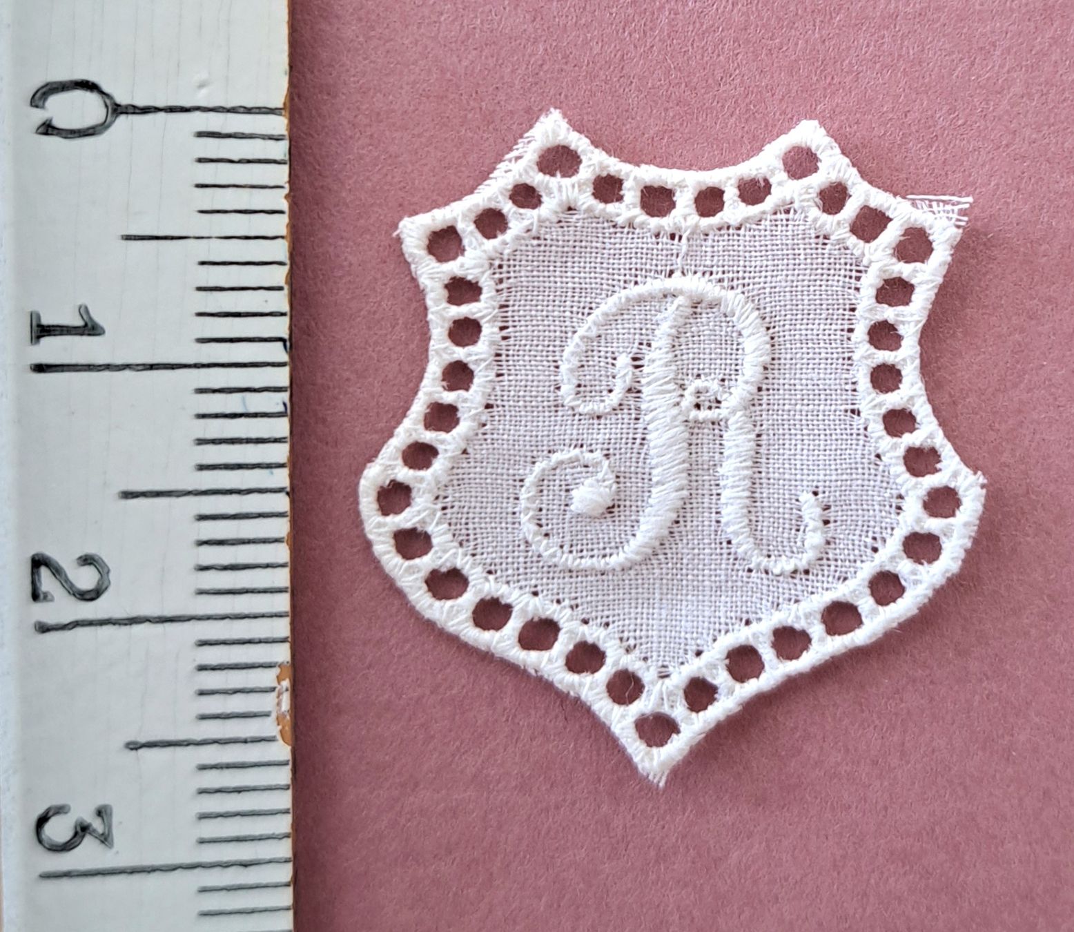 Tessuti: " R " Monogramme dentelle de coton ancienne - à coudre – Nuovo (secondo la descrizione) da Hauterive NE venduto da ali_vintage 1