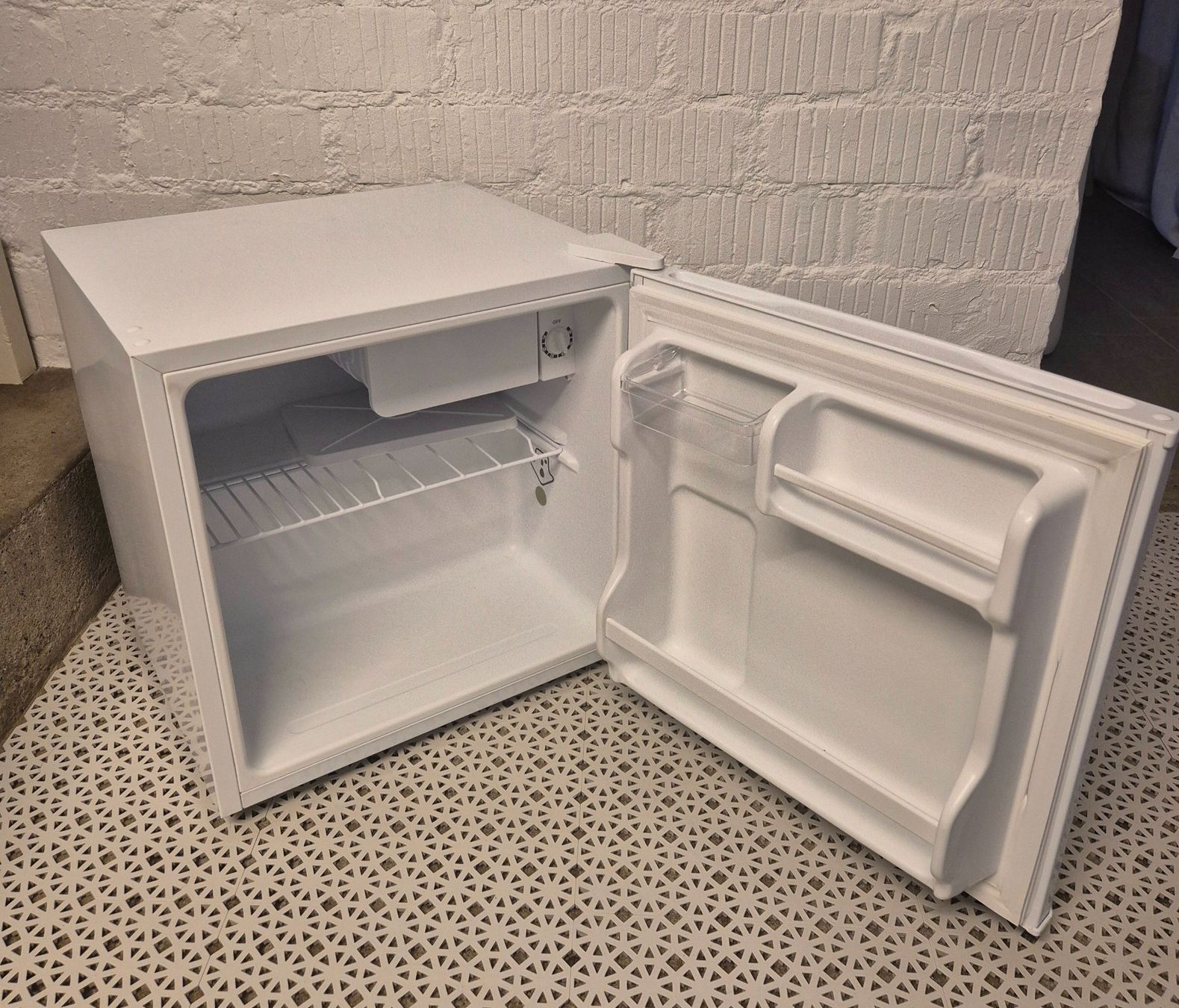 Réfrigérateurs: Frigelux Mini-Kühlschrank – D'occasion à Bern par __p_v_a__ 1