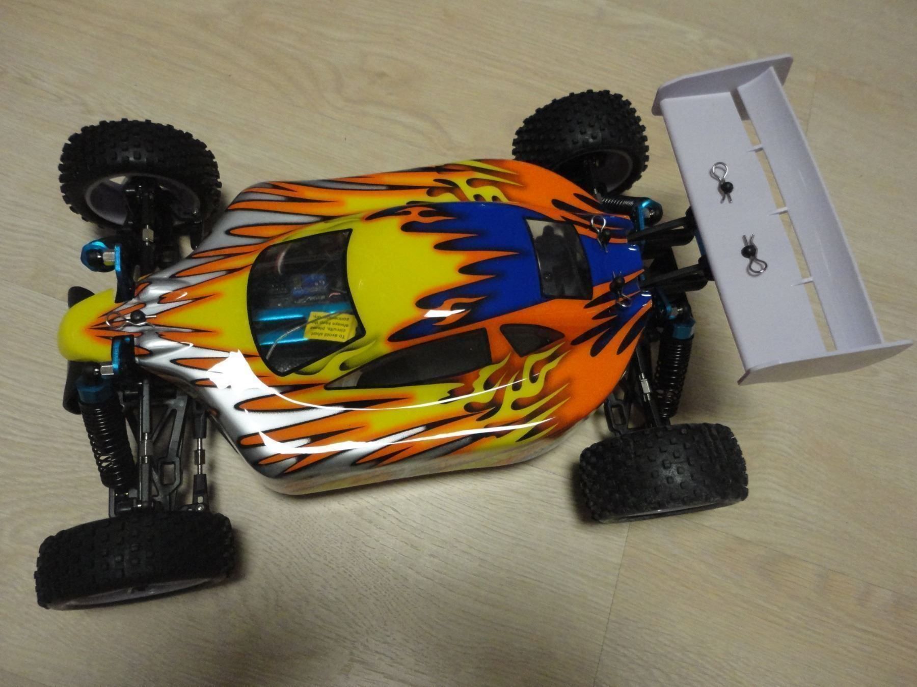 RC Modellbau: Buggy 1:10 Allradantrieb Neu alles dabei – Neu und originalverpackt aus Horgen von RcModell 1