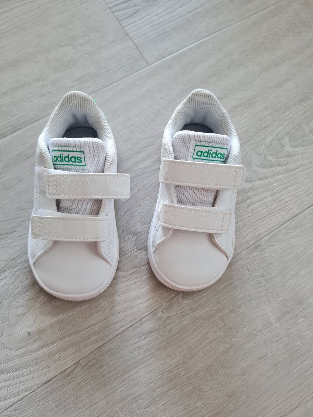 Adidas Schuhe für Jungen: Adidas Sneaker Gr. 20 Baby – Neu (gemäss Beschreibung) aus Wallisellen von T8304T 1
