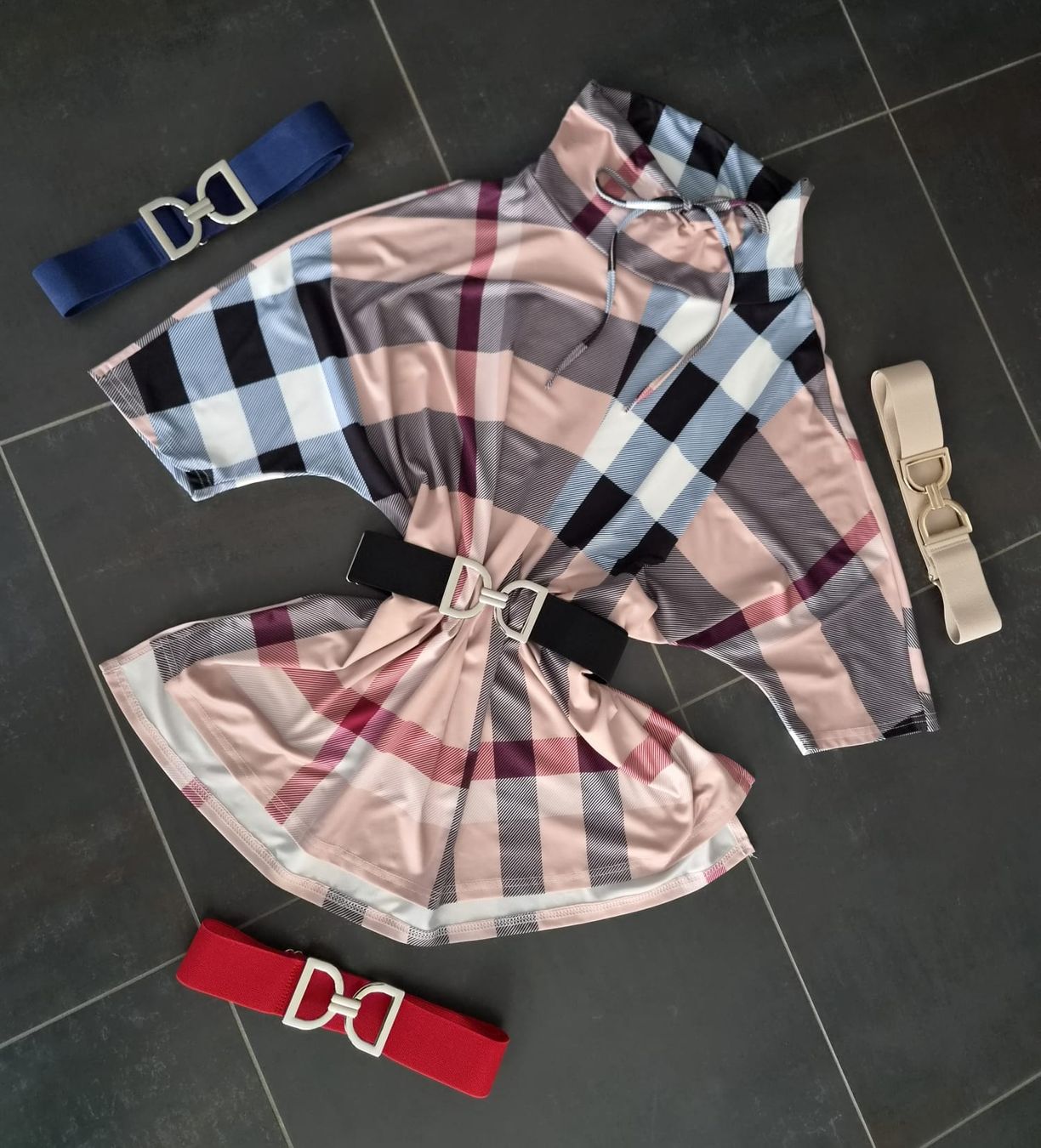 Ceintures: Longue Blouse élasthane(36/38)avec 4 ceintures élastiques – Neuf avec emballage d'origine à Etoy par MyStyleMyMode 3