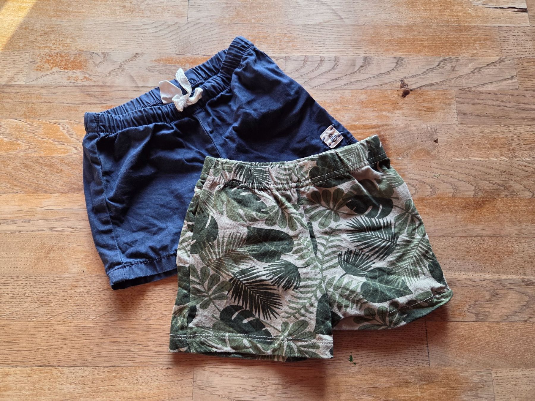 Lotti & Set di vestiti: Babyhosen 8x., Gr.68 – Usato da Lobsigen venduto da Ramseier87 2