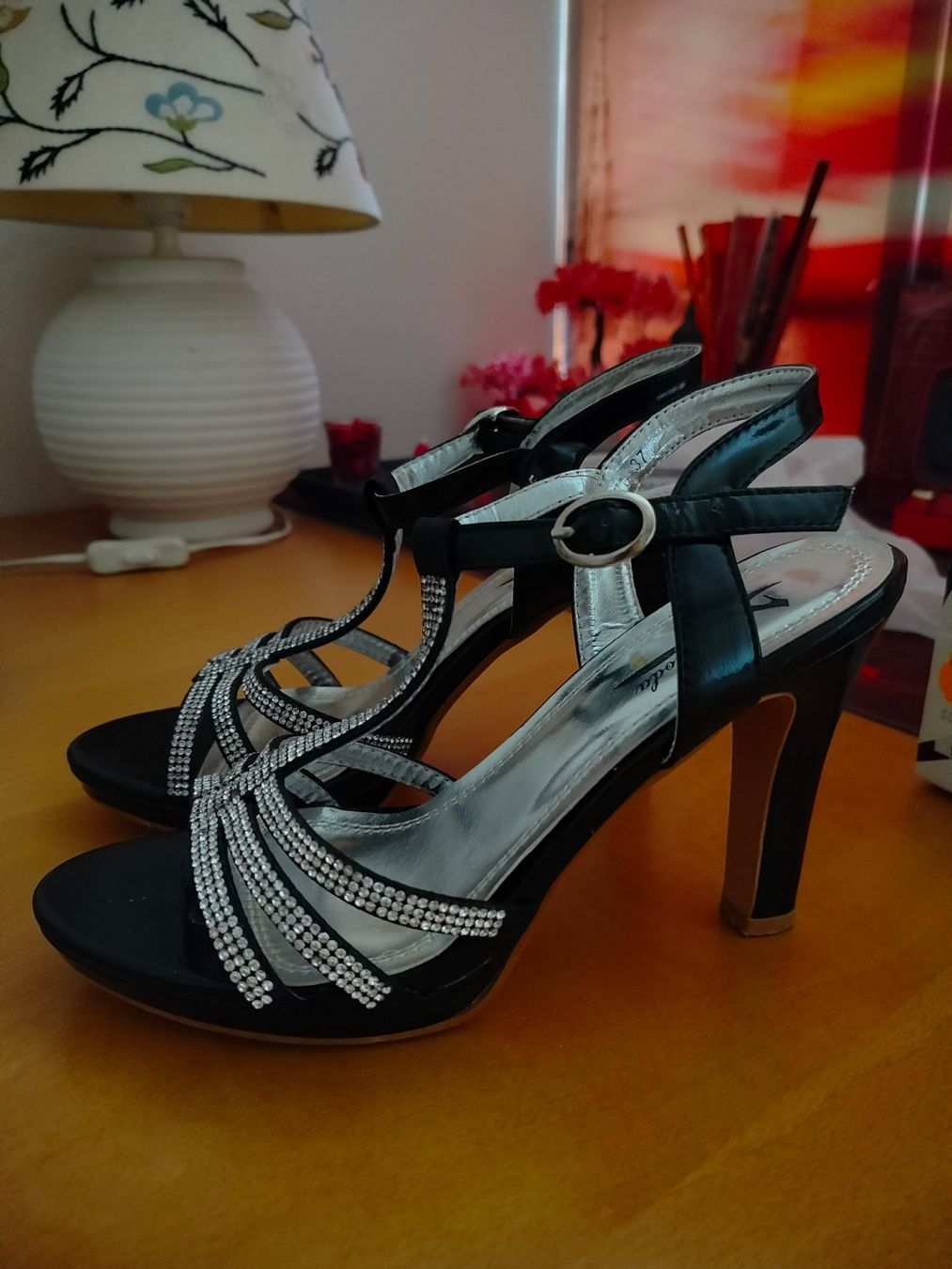 Scarpe da uomo: Tacchi Mimoda neri con strass - eleganti 37 – Usato da Chiasso venduto da Sasy2001 1