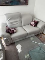 2 Zweisitzer Sofa Leder hellgrau guter Zustand