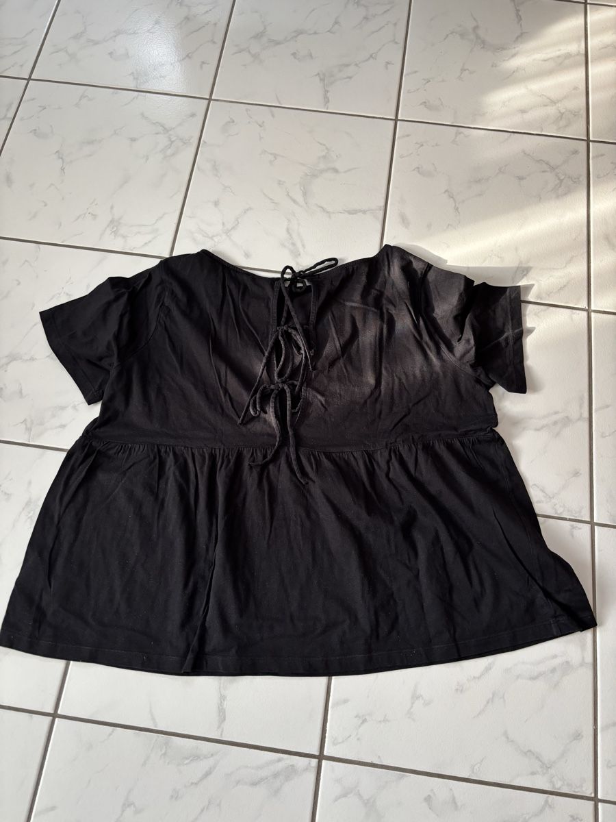 Blusen, T-Shirts & Tops: Maglietta  – Neu (gemäss Beschreibung) aus Schwyz von Francesca54 2