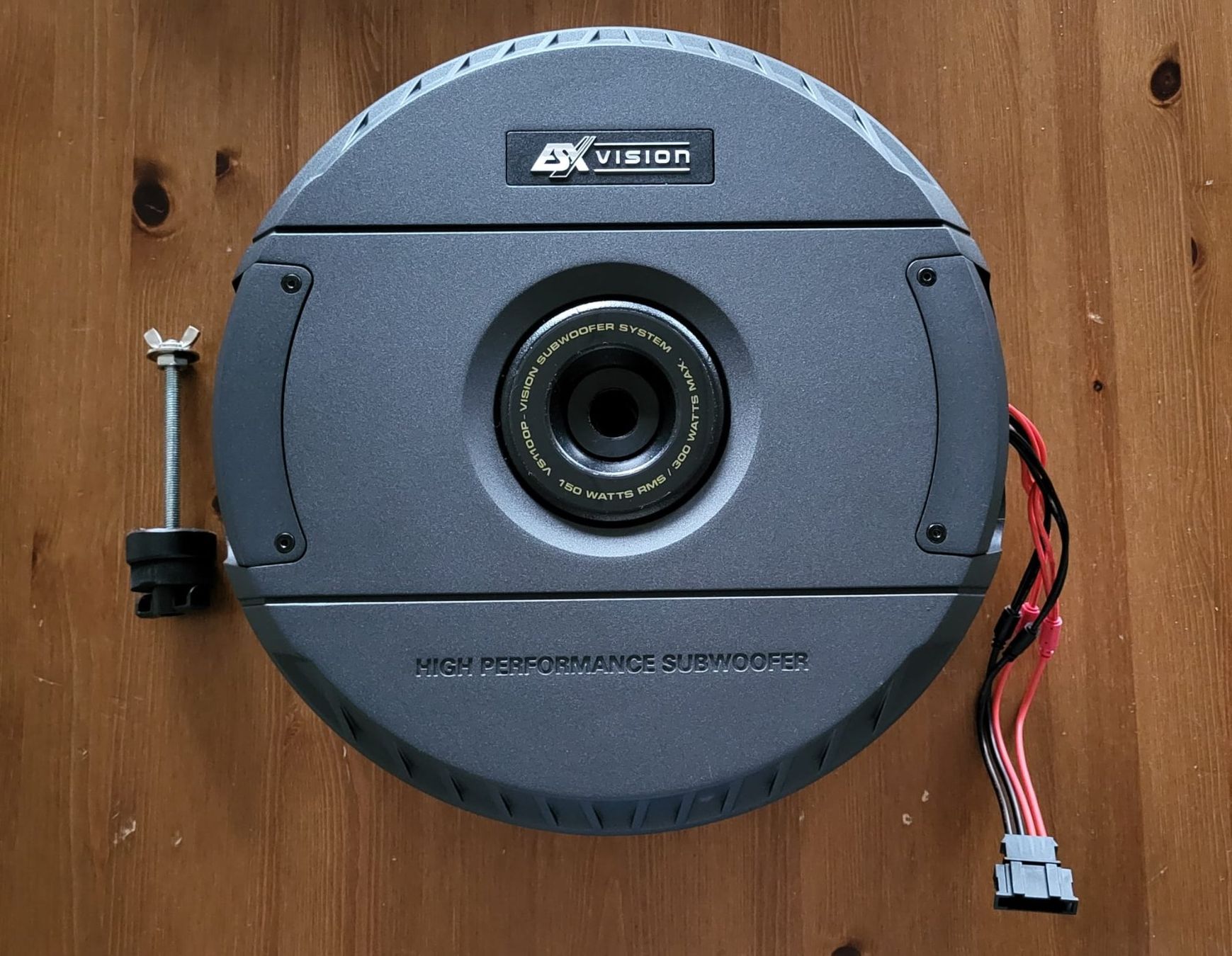 Verstärker: VW amp PRO Beats 8-Kanal + Subwoofer – Gebraucht aus Mamishaus von Meeeisi 1