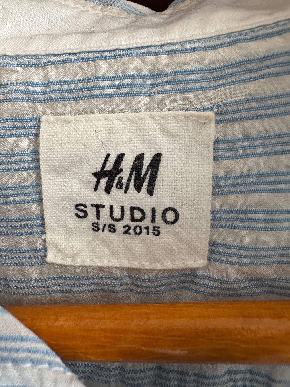 H&M Blusen: H&M Studio S/S 2015 Hemd 100% Seide – Gebraucht aus Obfelden von cesarina10 2