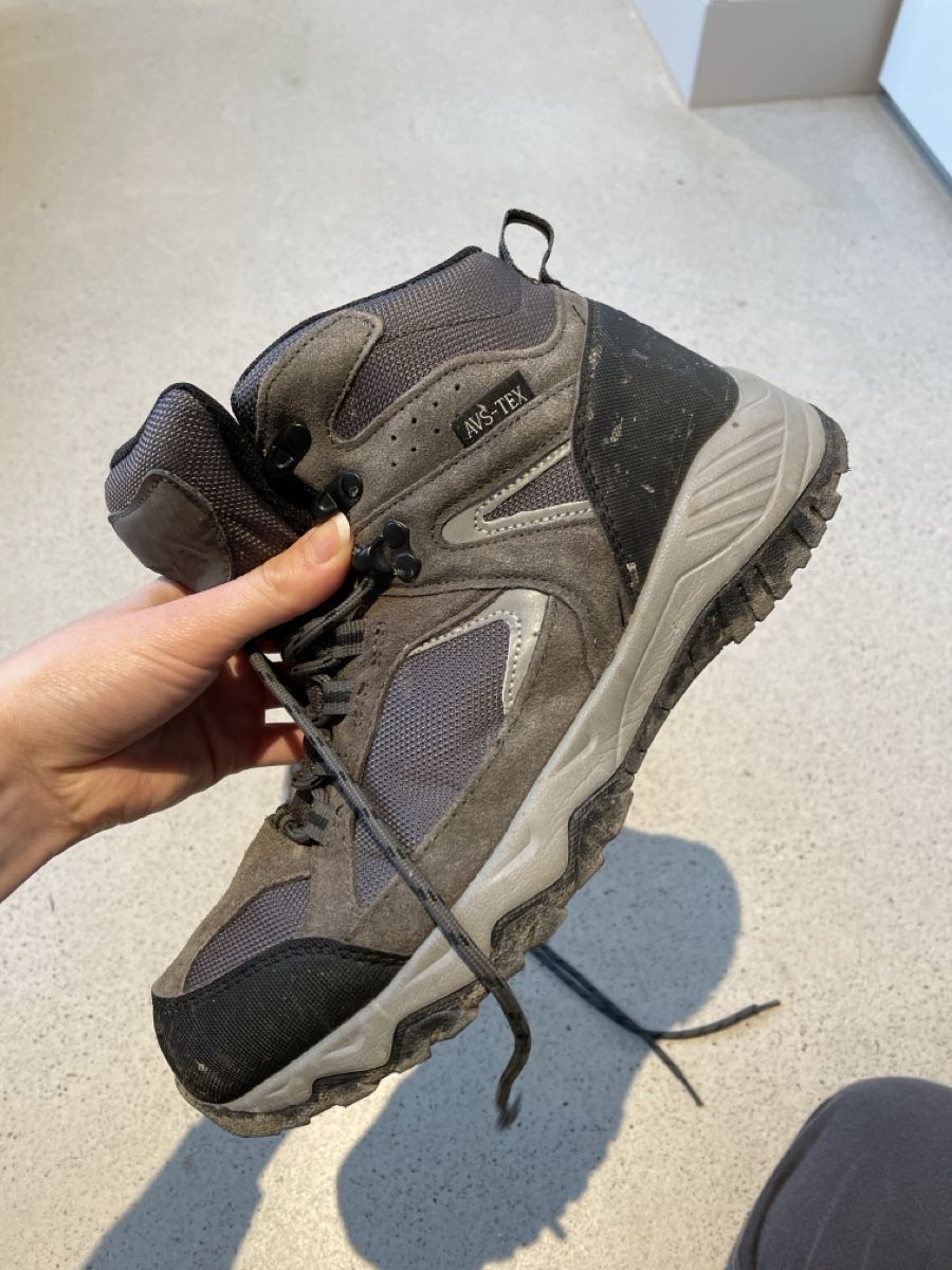 Scarpe da donna: Crane Wanderschuhe, Grösse 39 – Usato da Dübendorf venduto da mos_eisley 1