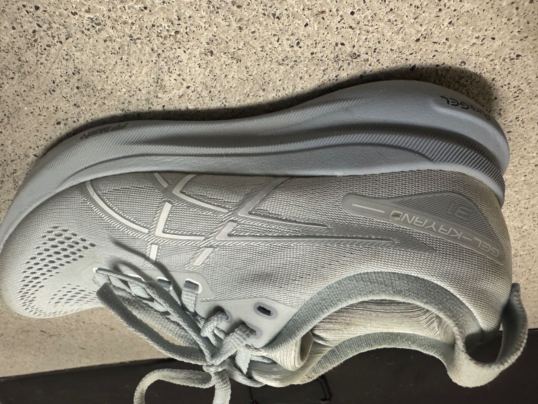Asics Scarpe da donna: Asics Gel Kayano 31 Laufschuhe – Usato da Einsiedeln venduto da Claudia092 4