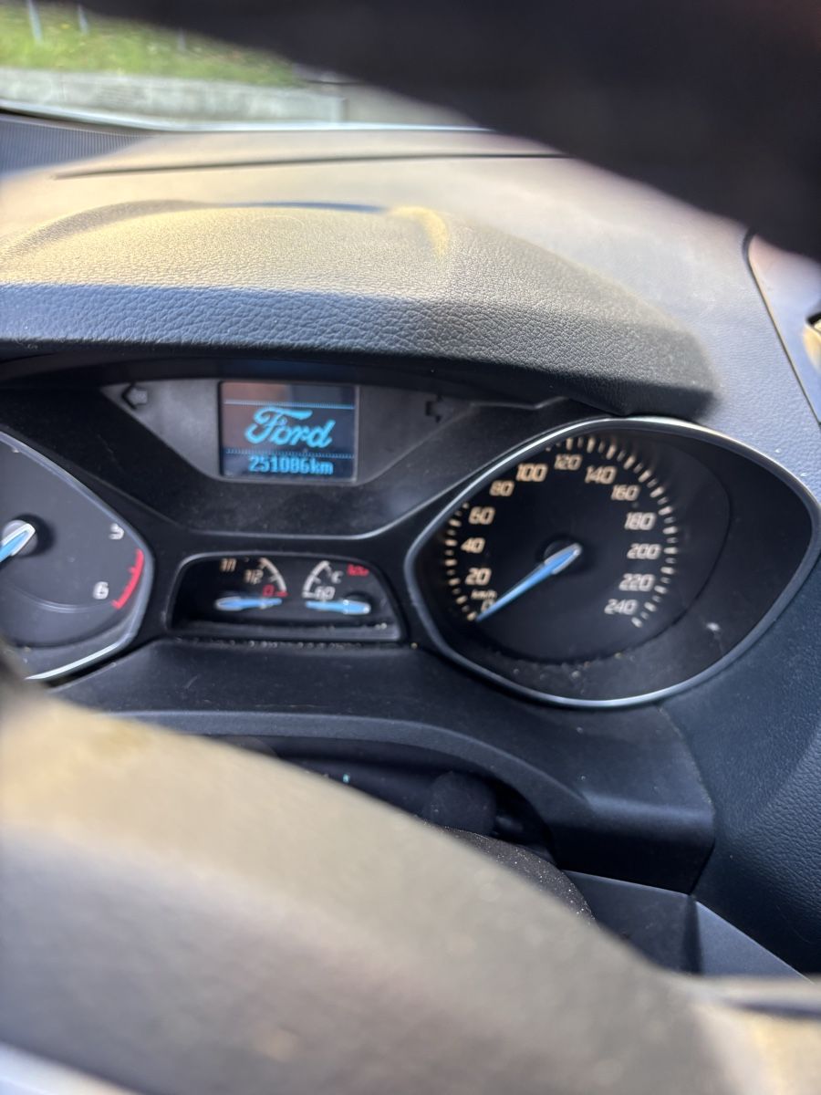Ford Automobili: Ford C-Max 1.6 TDCI 251086km occasion – Usato da Rebstein venduto da Claudi1807 4