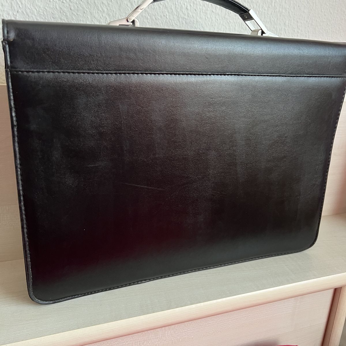 Valigie & Borse: Thierry Mugler Vintage Black Leather Briefcase – Usato da Fribourg venduto da ariesto 3