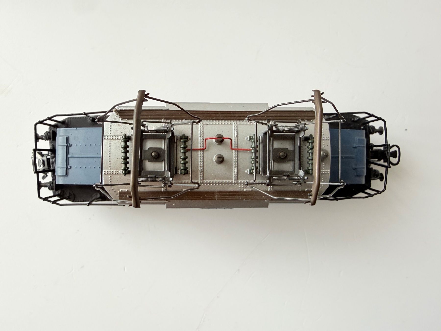 Modellini di ferrovie: Märklin Elektrolok Modell BR E-70 – Usato da Zwingen venduto da moje1 7