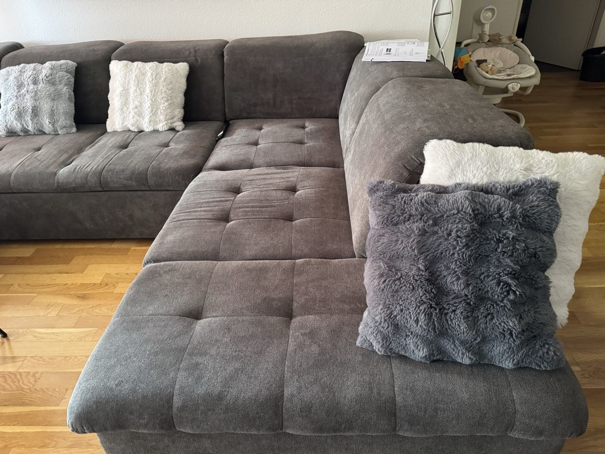 Divani: Sofa Wohnlandschaft U in Dunkelgrau – Usato da Uster venduto da dia_q97x 2