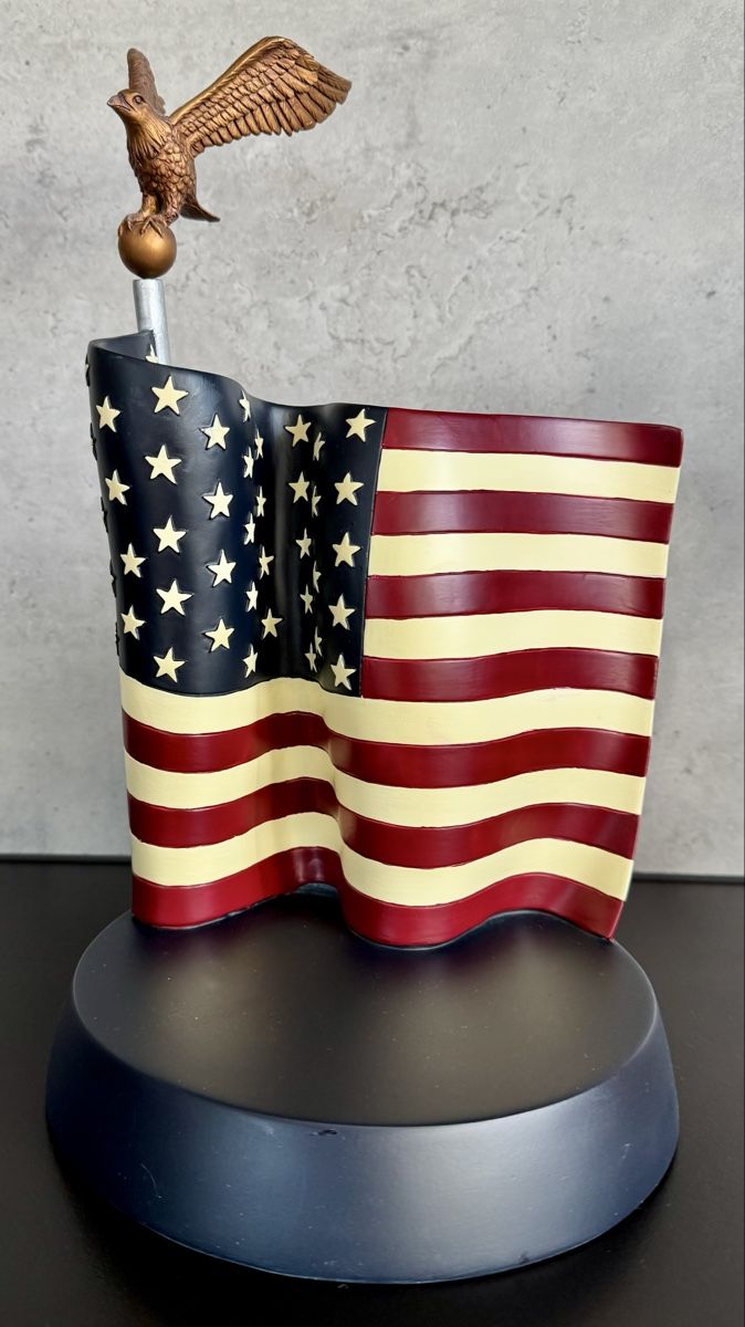 Disney Statuette: Disney Figur, Mickey in Amerika – Nuovo (secondo la descrizione) da Grüt (Gossau ZH) venduto da Minnymaus2 3