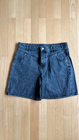 Schwarze Jeans Shorts, Grösse 40