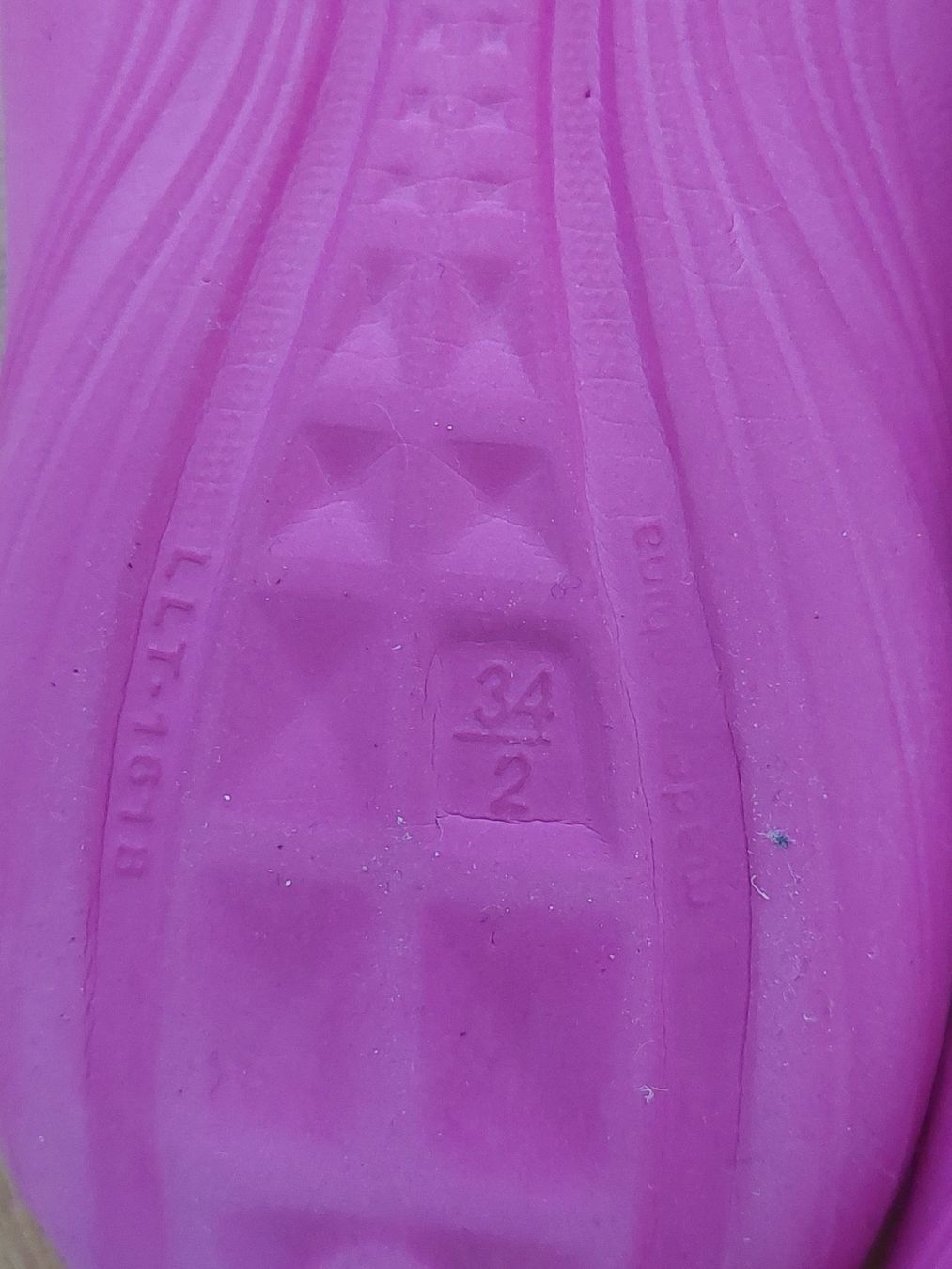 Scarpe per ragazze: Badesandalen Pink Gr. 34 – Usato da Pfäffikon SZ venduto da max_5ylc 2
