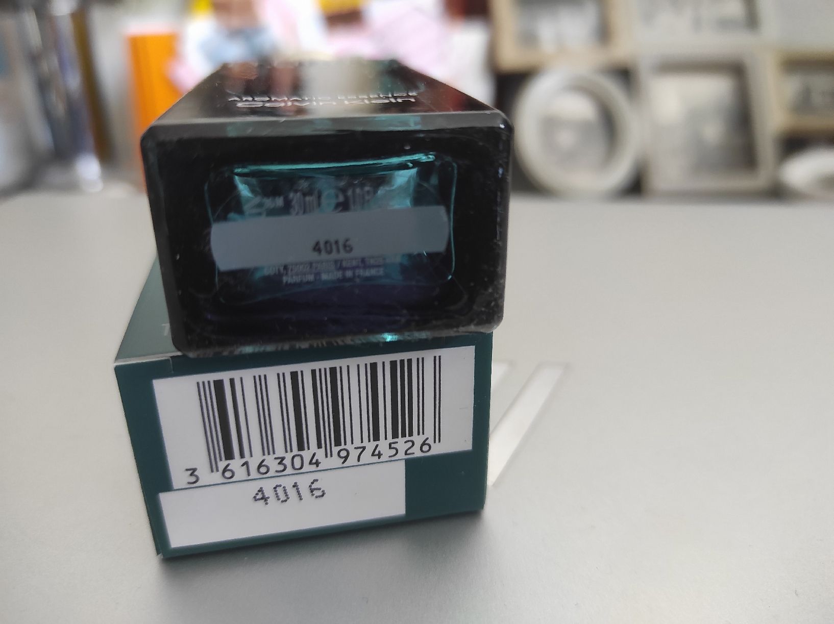 Calvin Klein Profumi & Eau de Toilette: Eternity Aromatic Essence 30ml Calvin Klein – Usato da Baden venduto da zuppel 1