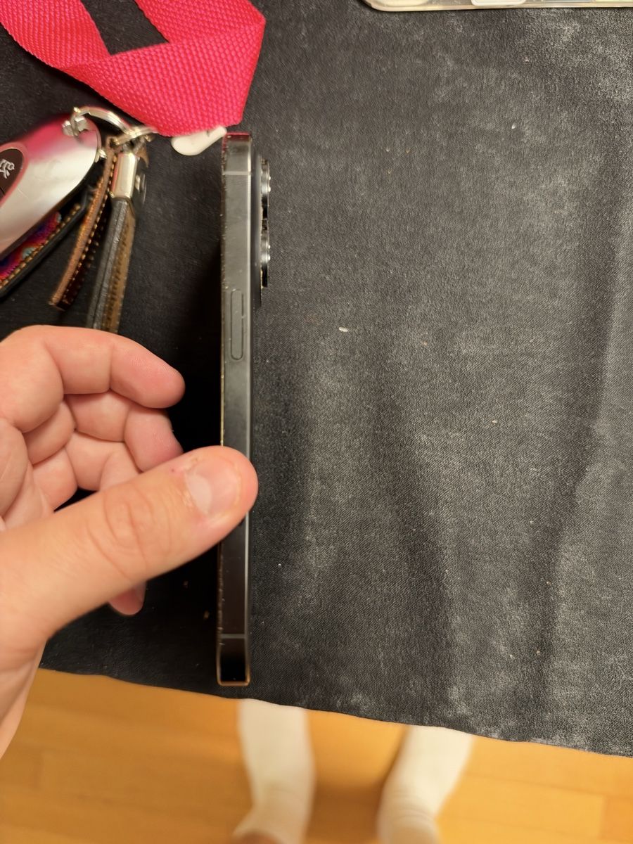 Apple Handys / Smartphones: iPhone 16 Pro 256 GB schwarz – Neu (gemäss Beschreibung) aus Bülach von KikBen07 4