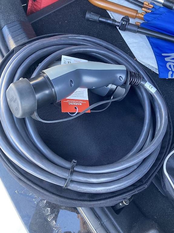 Caricabatterie: EV Ladekabel neu (original KIA) – Usato da St-Légier-Chiésaz venduto da jpm_pz2w 1