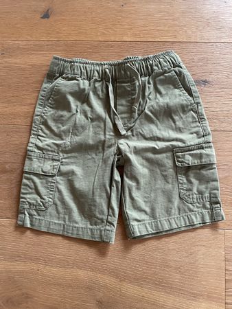 Shorts / Kurze Hosen