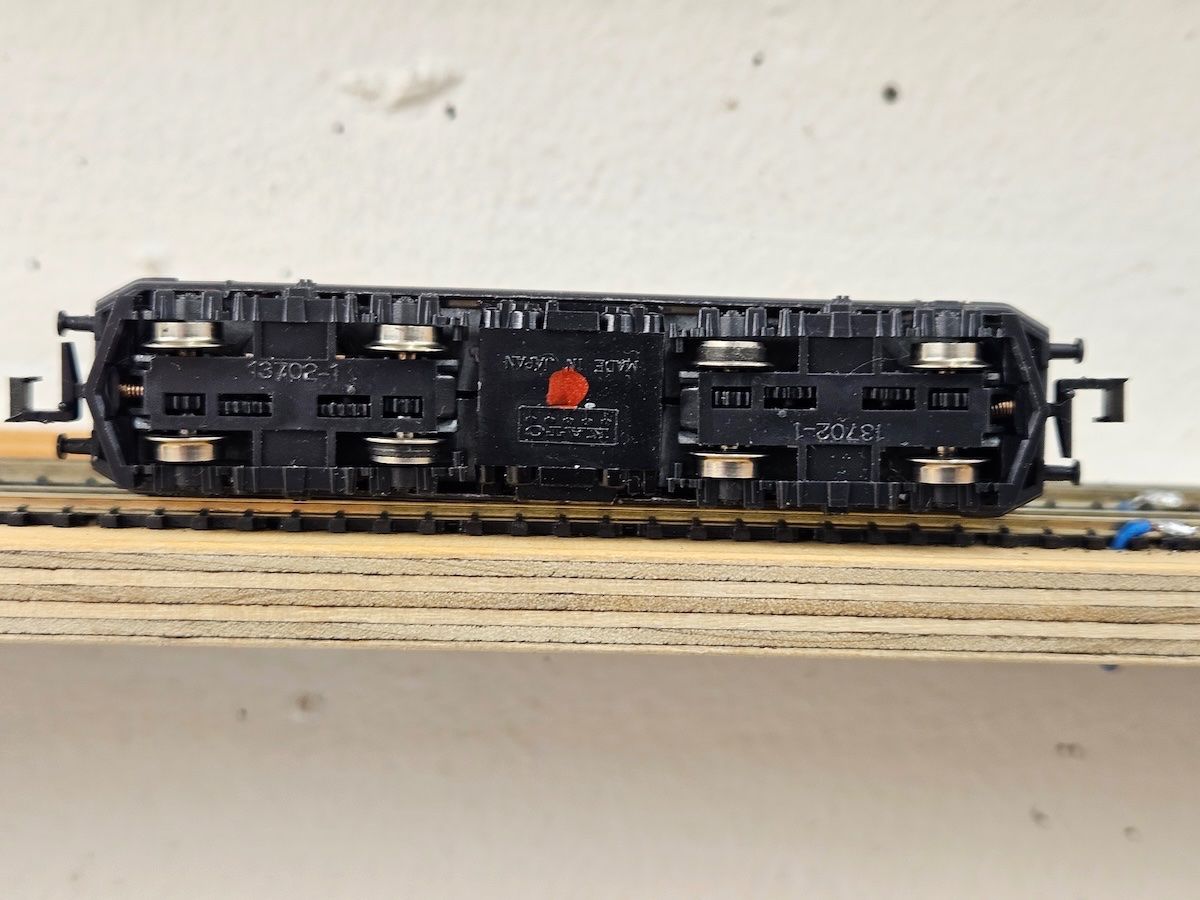 Hobbytrain Modellini di ferrovie: Re 4/4 I Digital spur N – Usato da Gunzgen venduto da luwy 5