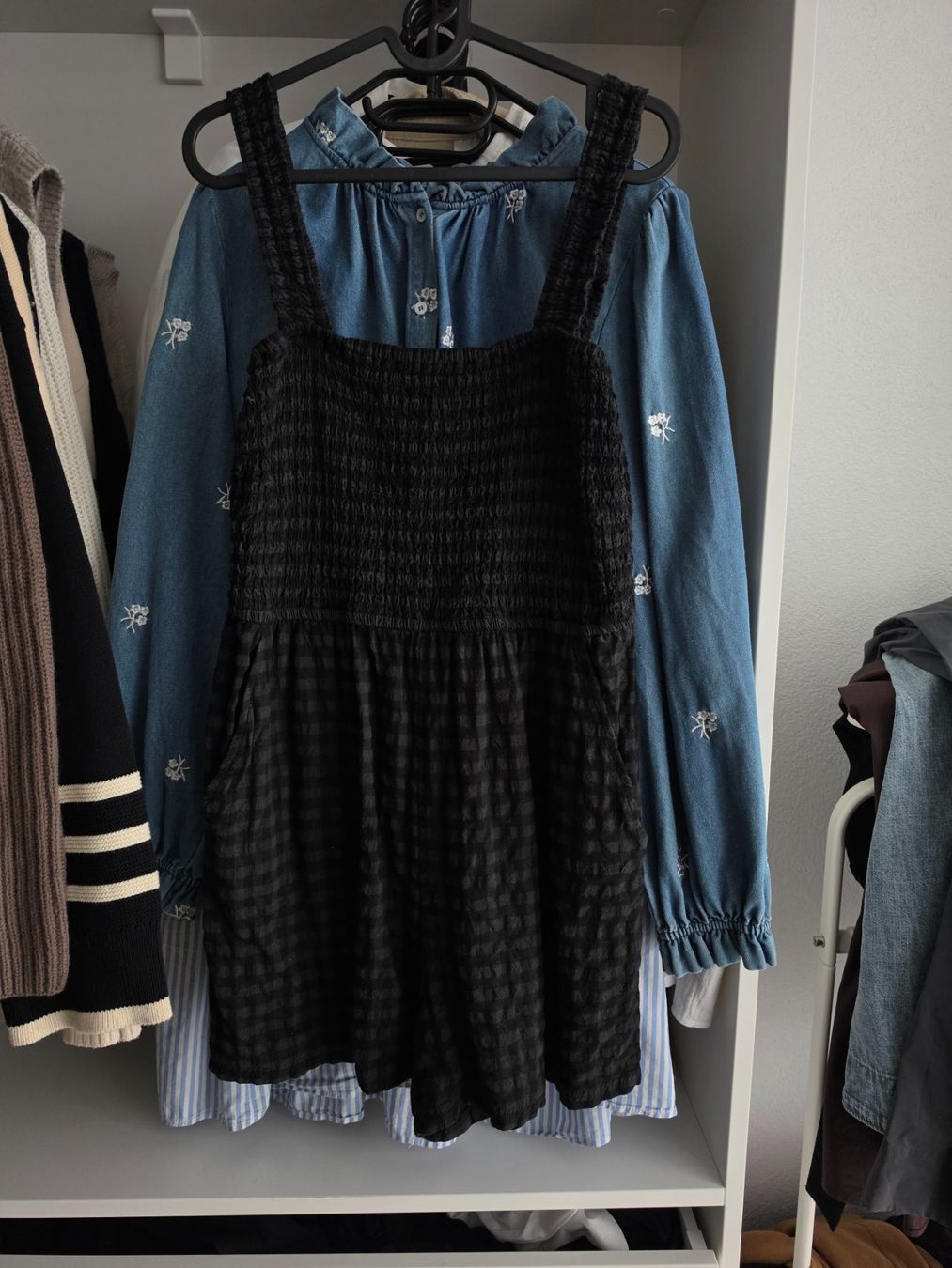 H&M Tute: H&M Jumpsuit kurz – Usato da Altishausen venduto da ter_58nj