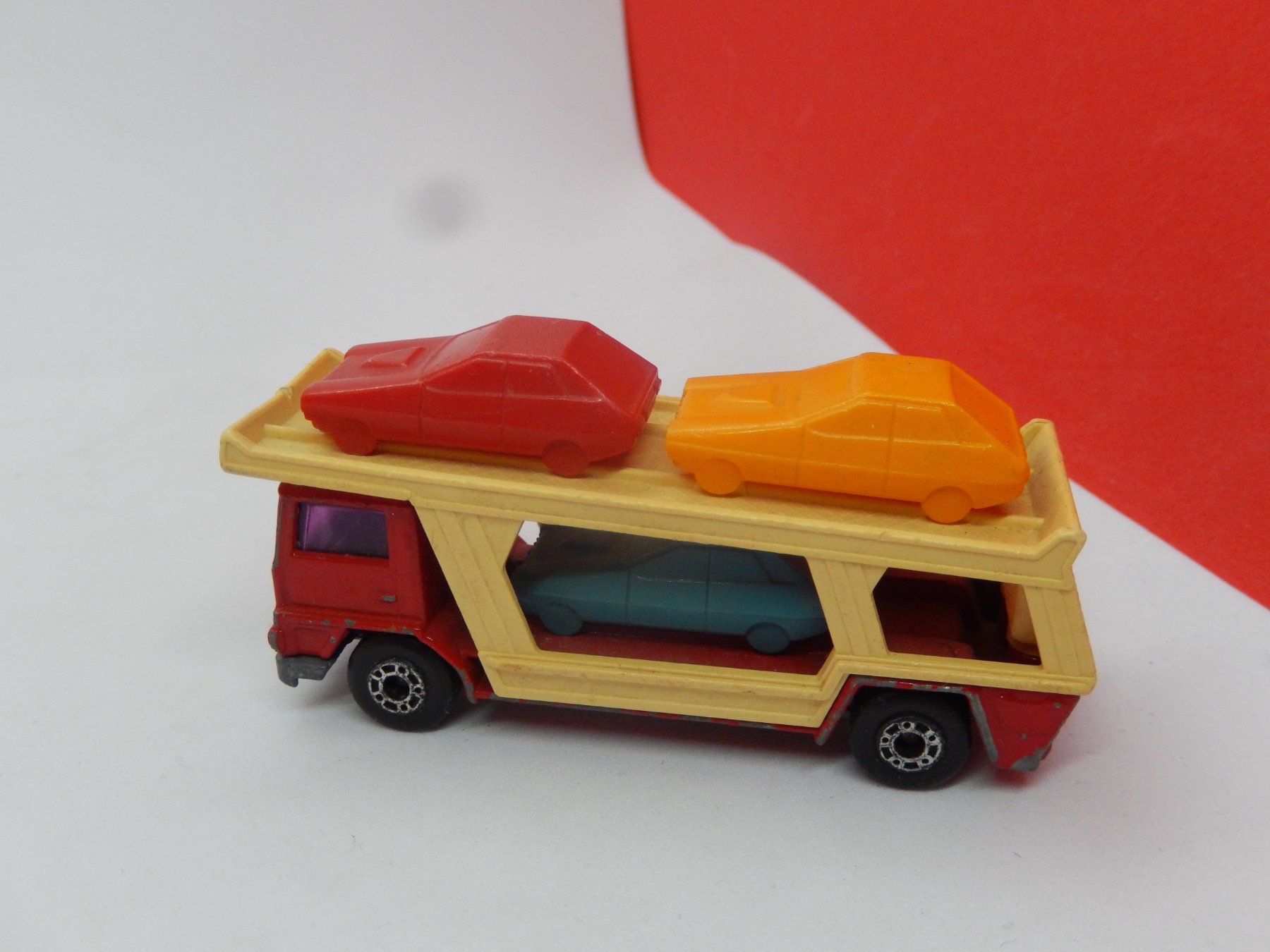 Matchbox Modellini d'auto: ab  5.--   2x Matchbox  1976  - 2 car transporter - Kult – Usato da Reiden venduto da alpina2 2