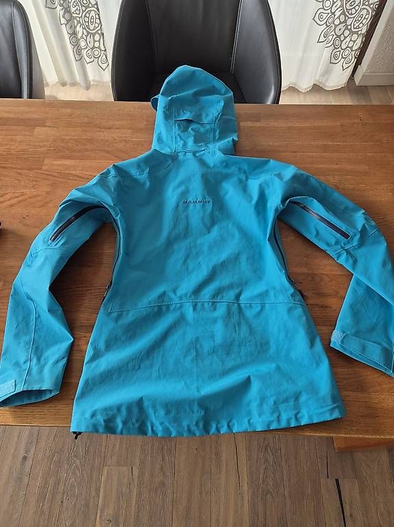 Giacche: Mammut Goretex Jacke Gr.XS – Usato da Stettlen venduto da Kia3 3