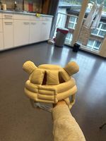 Baby-Schutzhelm unbenutzt, gratis abzugeben