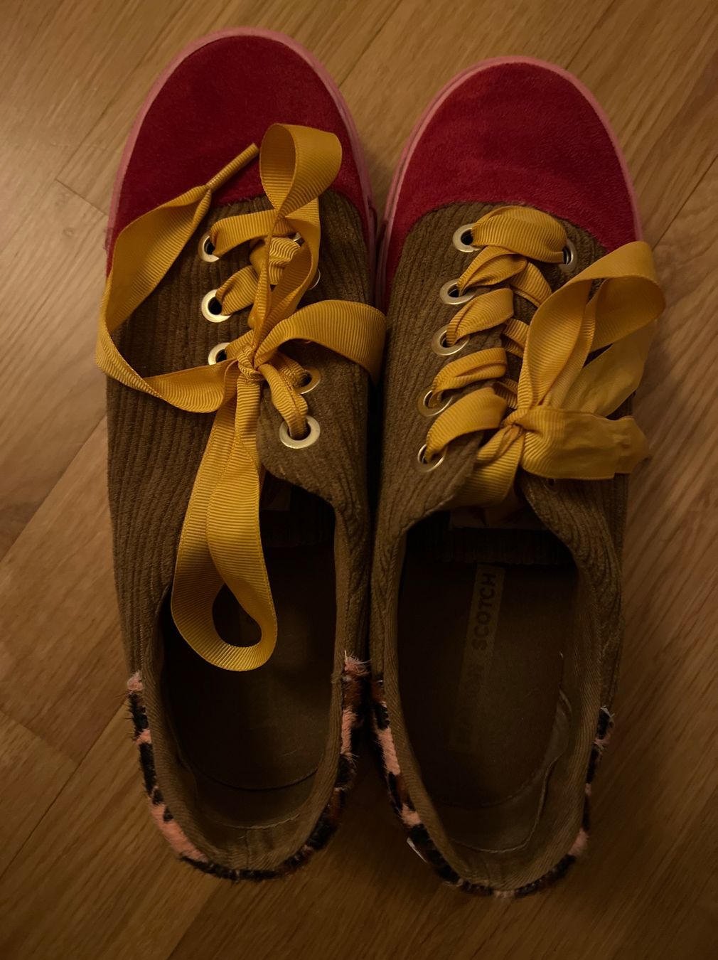Maison Scotch Scarpe da donna: Scotch&Soda auffälliger Seaker, Grösse 39 – Usato da Richterswil venduto da ang_2vks 3