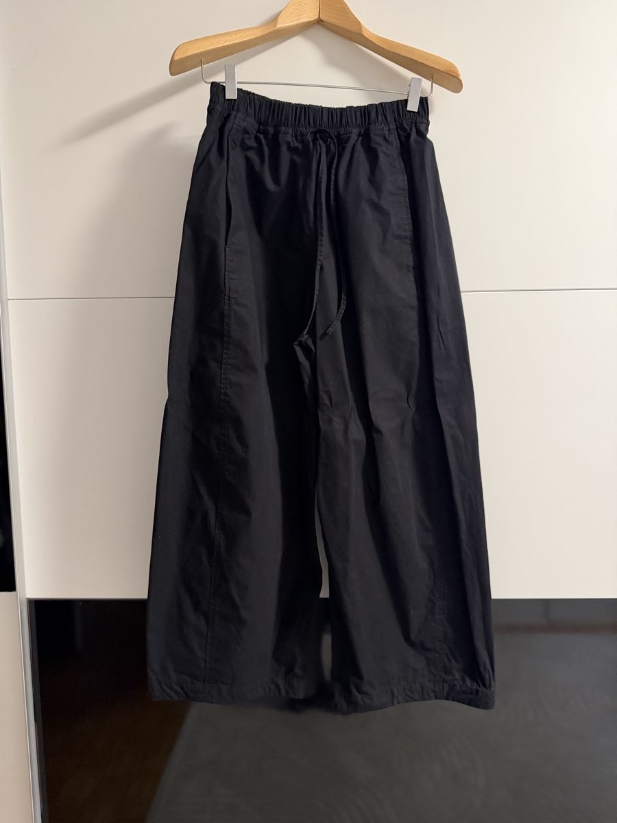 Cos Pantalons: Cos Barrel Leg Hose Gr.36 – Neuf (Voir description) à Ostermundigen par anja046