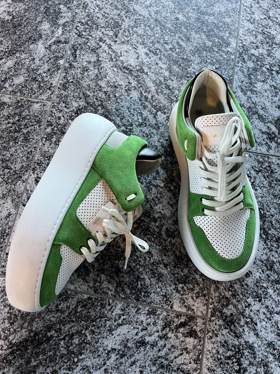 Damenschuhe: Sneaker, grün, von MAKRIS – Gebraucht aus Chur von Moca17