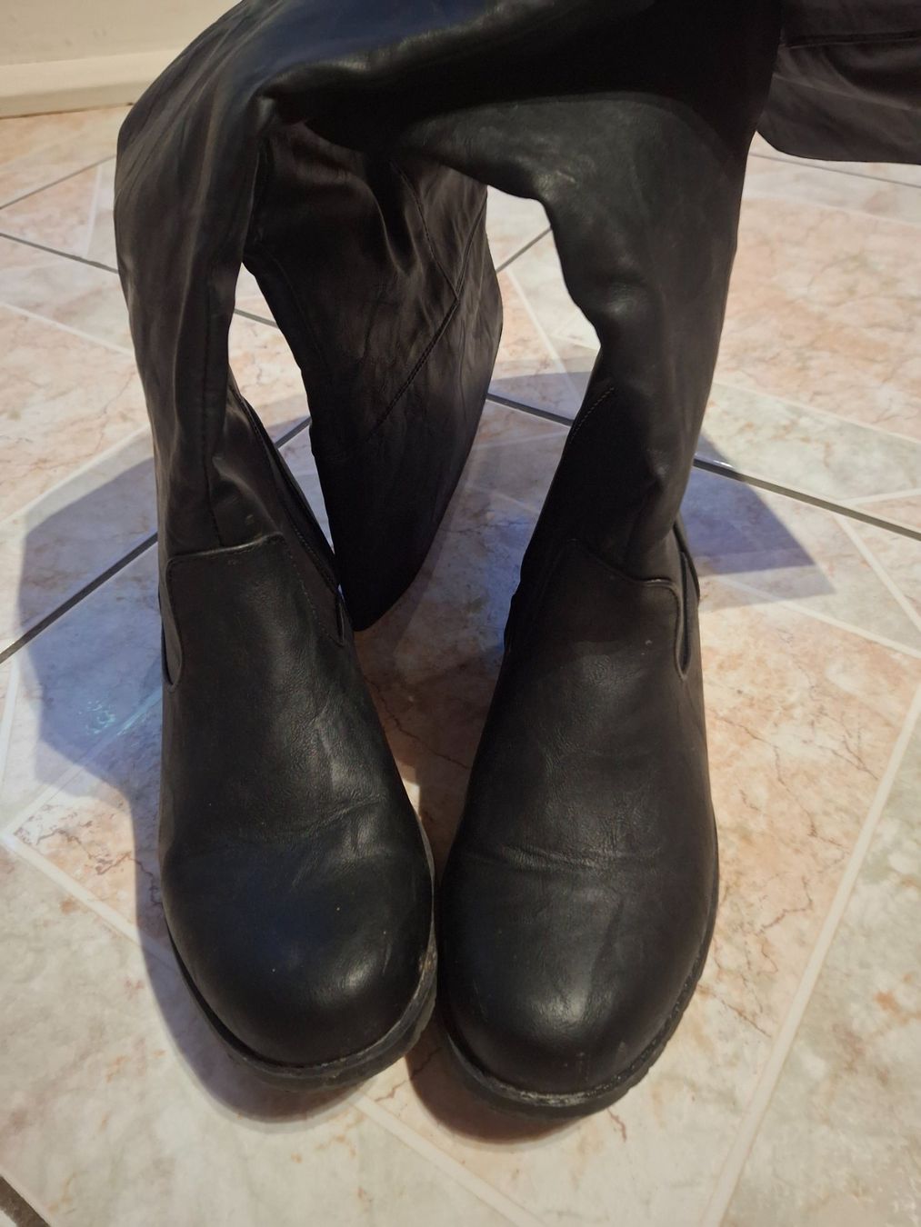 Damenschuhe: Longue botte - cuissarde grandeur 37 – Gebraucht aus Villiers von san_jn5w