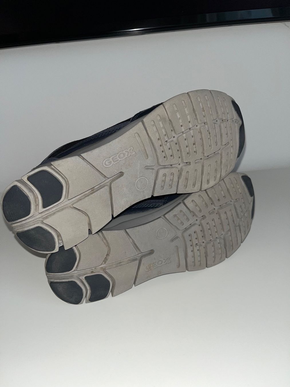 Geox Scarpe da donna: Geox Sneaker Gr. 36 – Nuovo (secondo la descrizione) da Stäfa venduto da Exclusive0 2