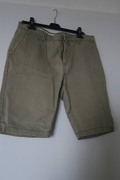 Pantaloni: Bermuda homme – Usato da Neuchâtel venduto da Mimijamet