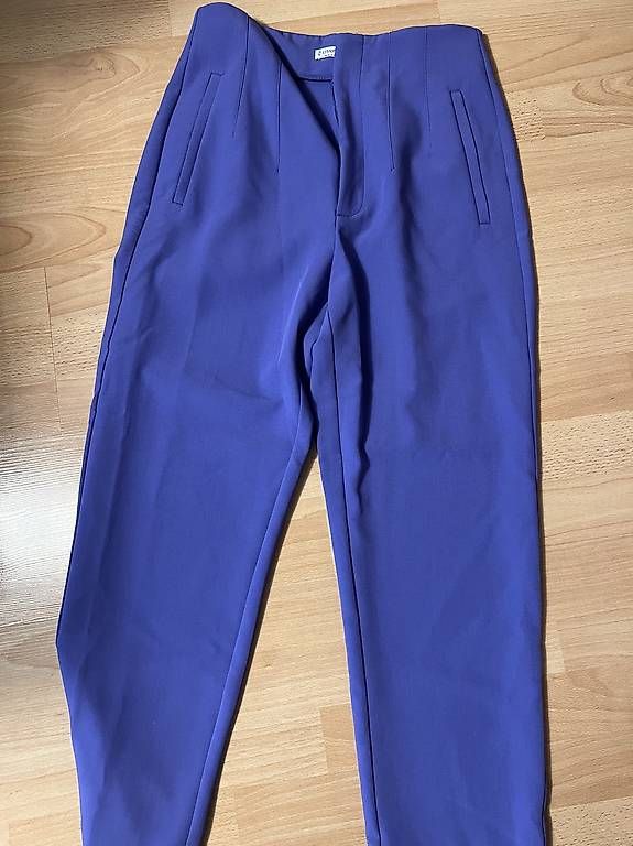 Stradivarius Pantaloni: 2x Stradivarius Hosen Gr. S – Usato da Tuggen venduto da Tantas 2
