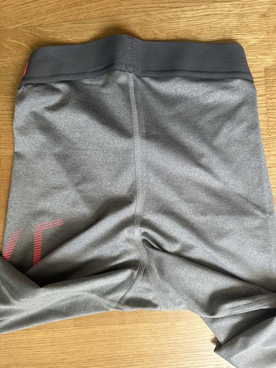 Nike Leggings: Nike Leggings 7/8 – Gebraucht aus Zürich von nou_kx9g 2