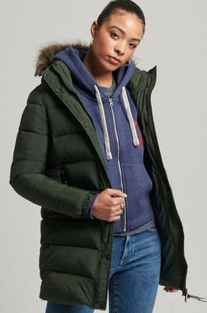 Neue Steppjacke von Superdry, nicht getragen