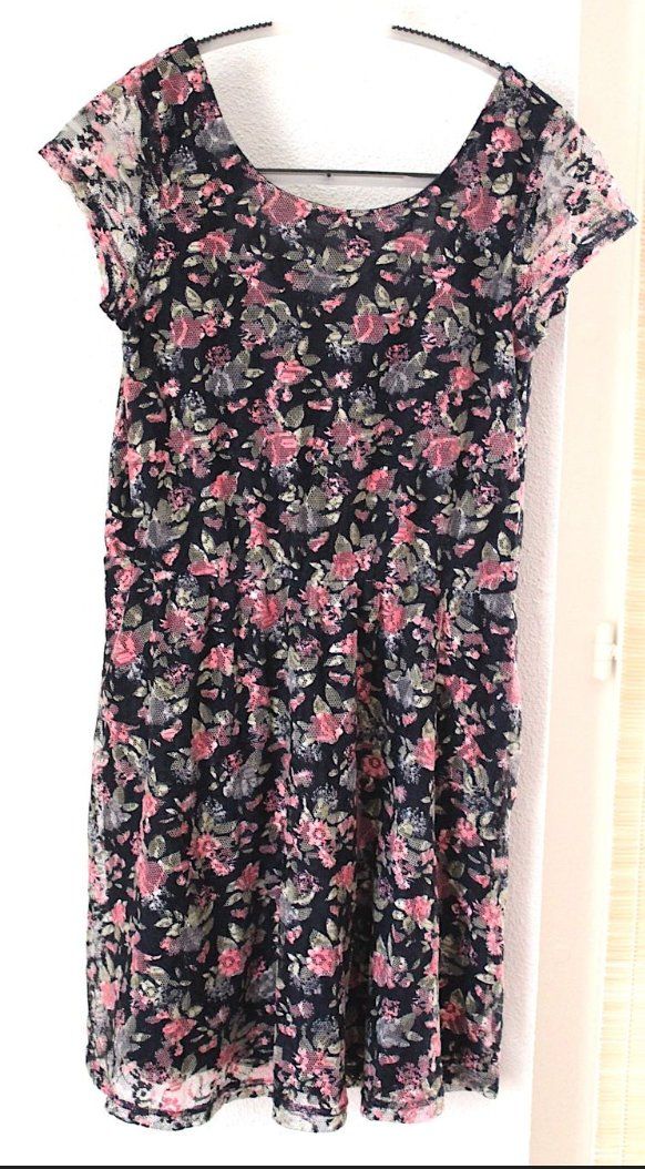 Vestiti: Kleid, Gr. S – Usato da Locarno venduto da madame-tus-sauds