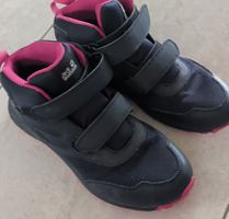 Jack Wolfskin Kinderschuhe schwarz pink
