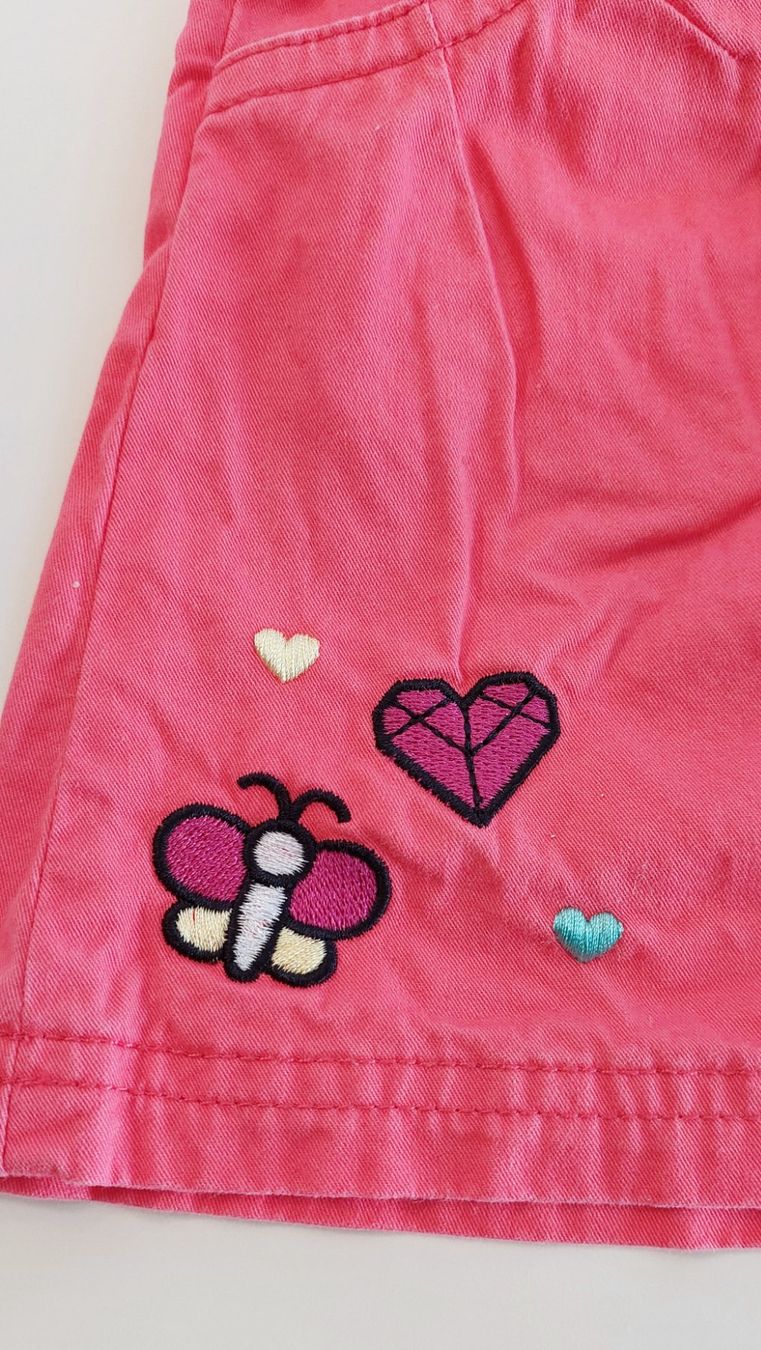 Vestiti & Gonne: SOMMERROCK  |  HELLO KITTY  |  100% BAUMWOLLE  |  Grösse 86 – Usato da Oberweningen venduto da Feindesign 3
