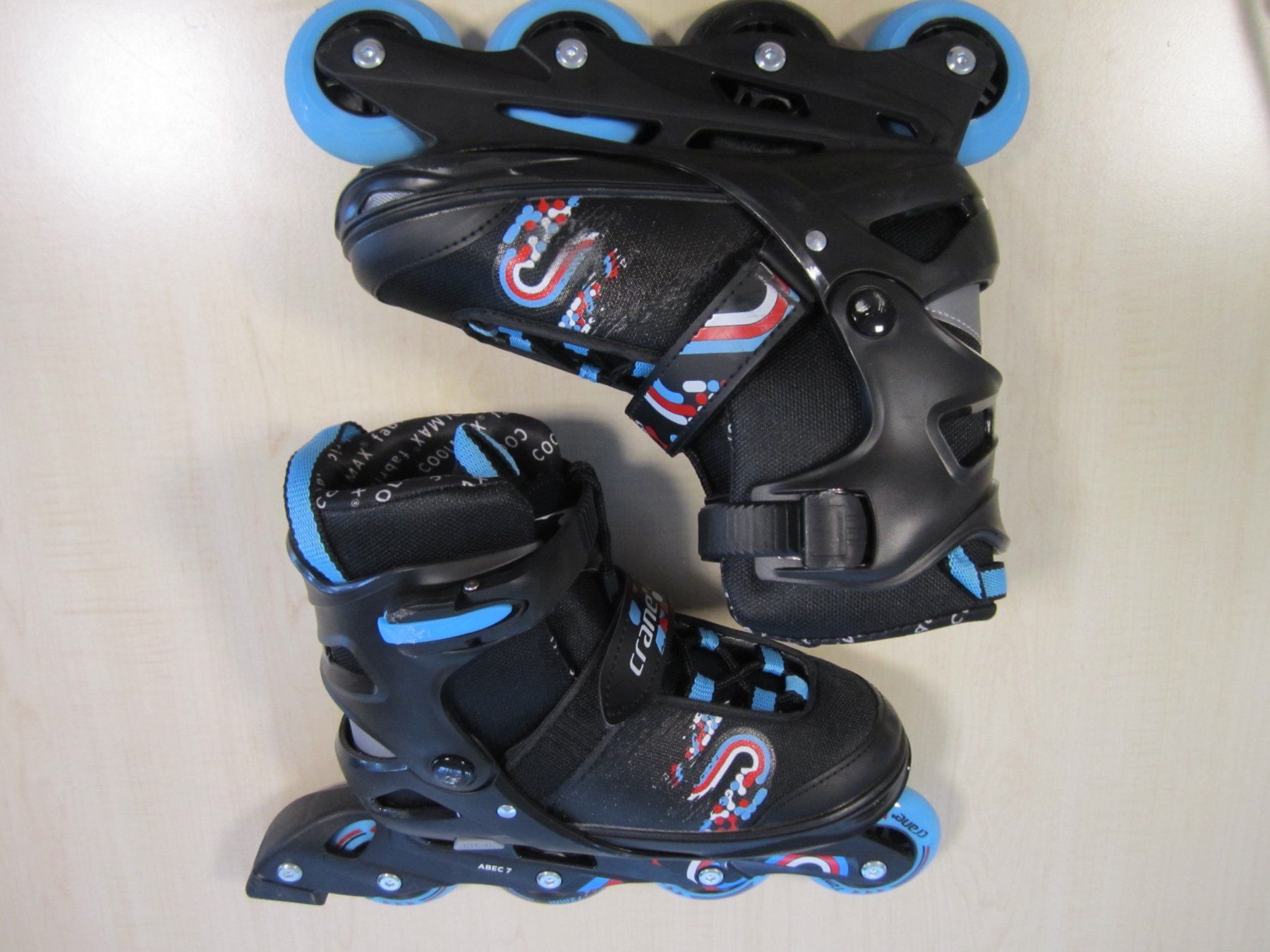 Inline-Skating & Rollschuhe: Inline Skates, Rollschuhe Gr. 33 - 37, schwarz/blau – Neu (gemäss Beschreibung) aus Winterthur von
