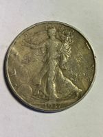 (26) Walking Liberty Half Dollar USA 1937