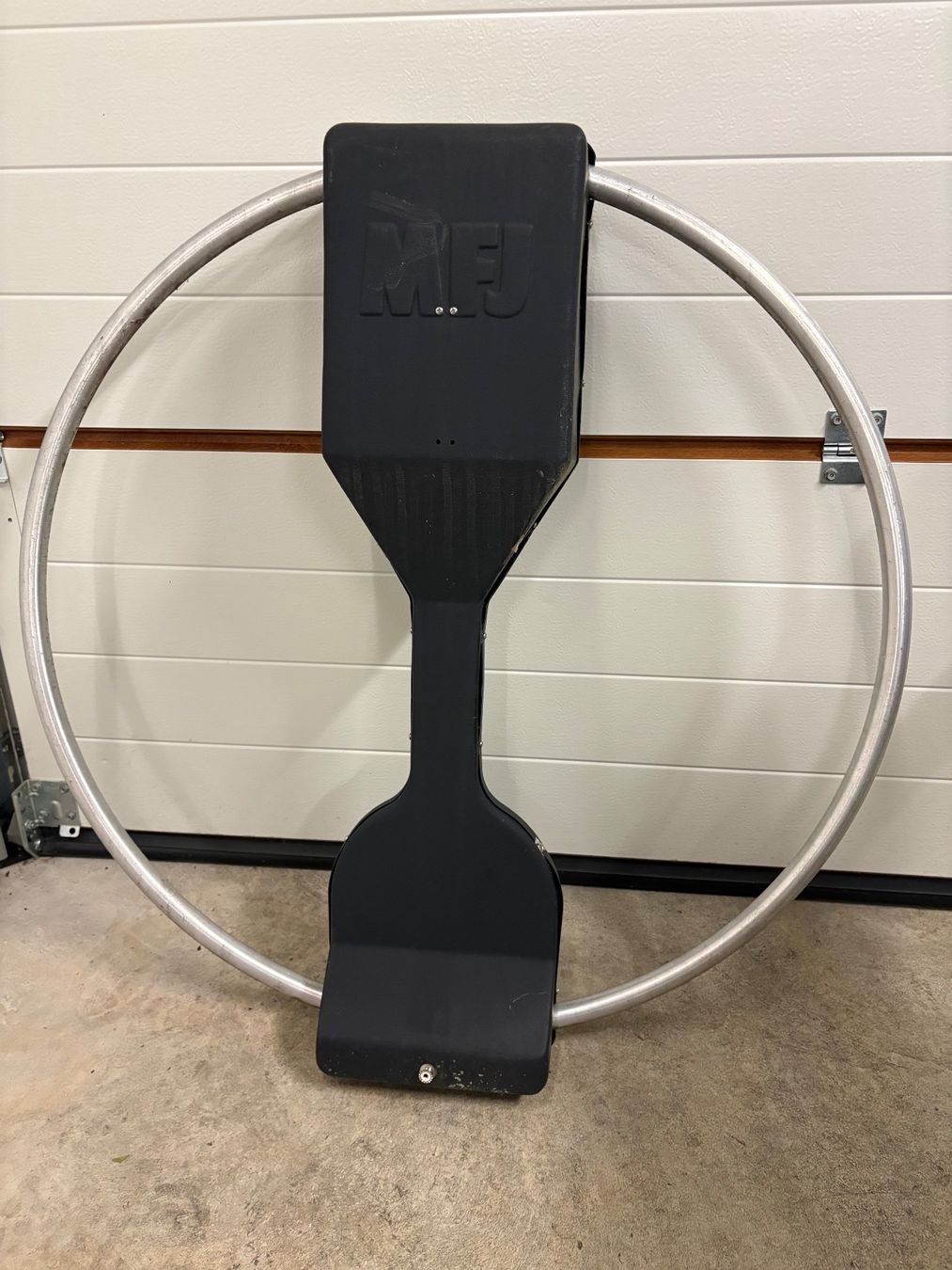 Funktechnik: Magnetantenne MFJ Loop Antenne gebrauchter Zustand – Gebraucht aus Wiesendangen von plus-minus 3