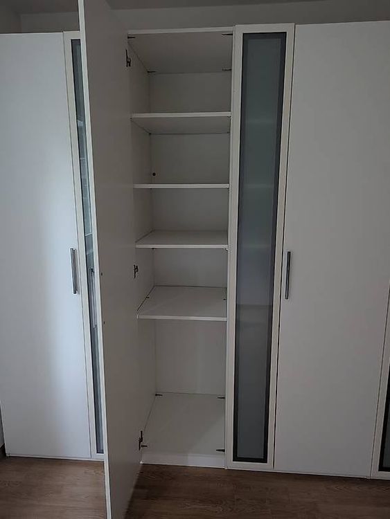 Kleiderschrank zu verschenken (Gebraucht) in Bern für CHF 1 – nur Abholung auf Ricardo kaufen