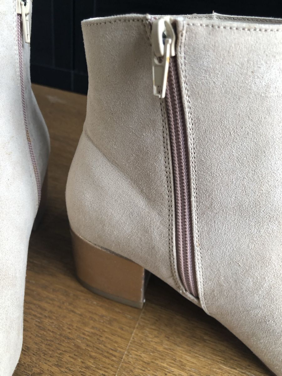 Damenschuhe: Stiefeletten – Gebraucht aus Gamprin von Minabal 4