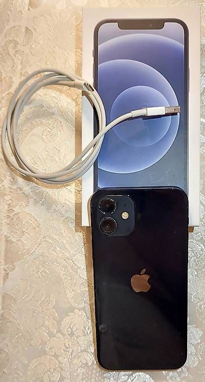 Telefoni cellulari / Smartphones: IPHONE 12 IN OTTIME CONDIZIONI – Usato da Lugano venduto da inf_tw5n 2